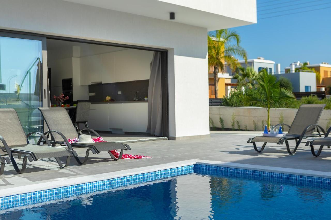 Villa Andre, Walking Distance To Coral Bay Peyia Ngoại thất bức ảnh
