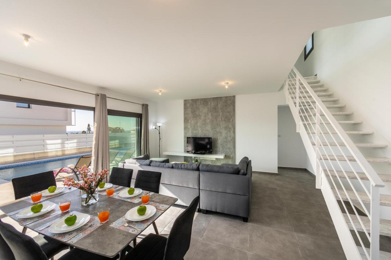 Villa Andre, Walking Distance To Coral Bay Peyia Ngoại thất bức ảnh