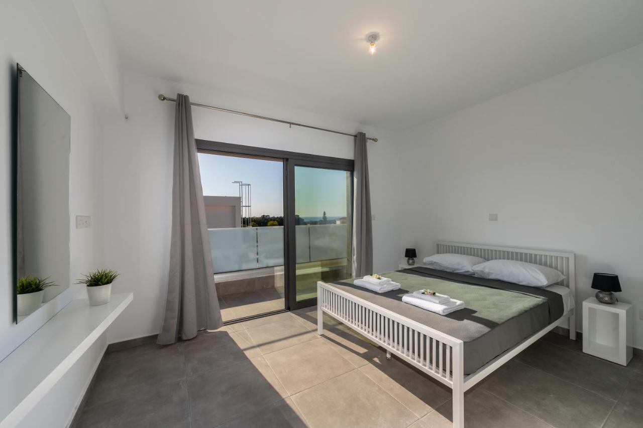 Villa Andre, Walking Distance To Coral Bay Peyia Ngoại thất bức ảnh